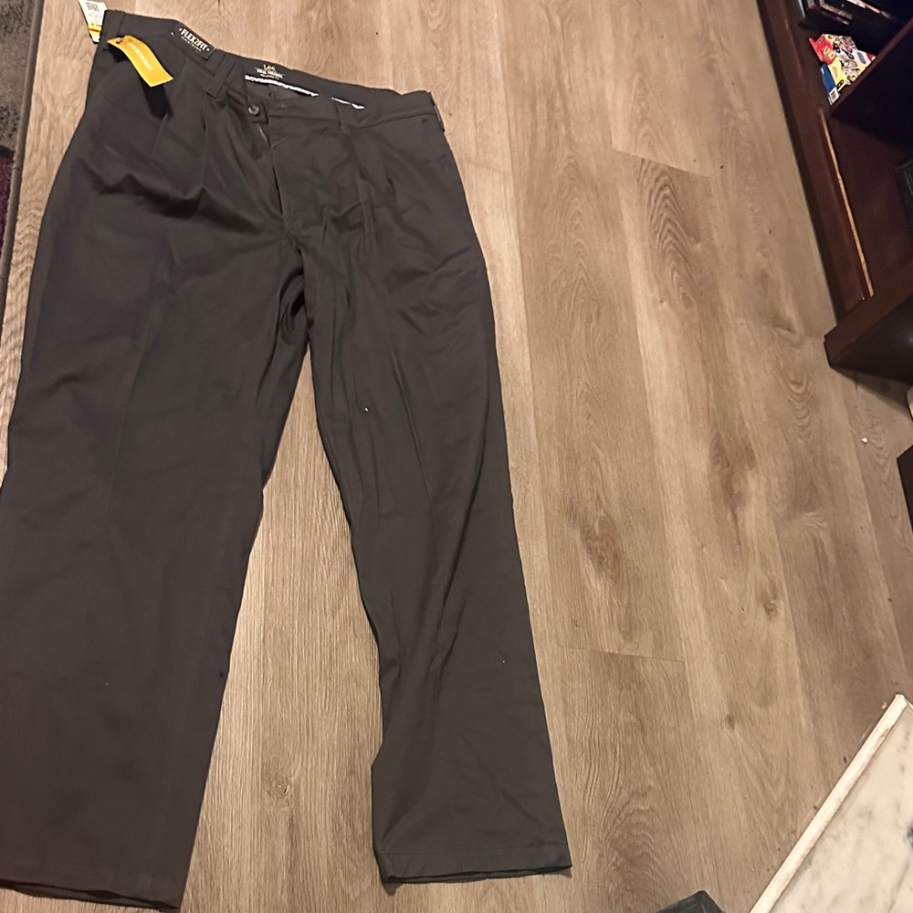 Lee Men's Dark Gray Chinos